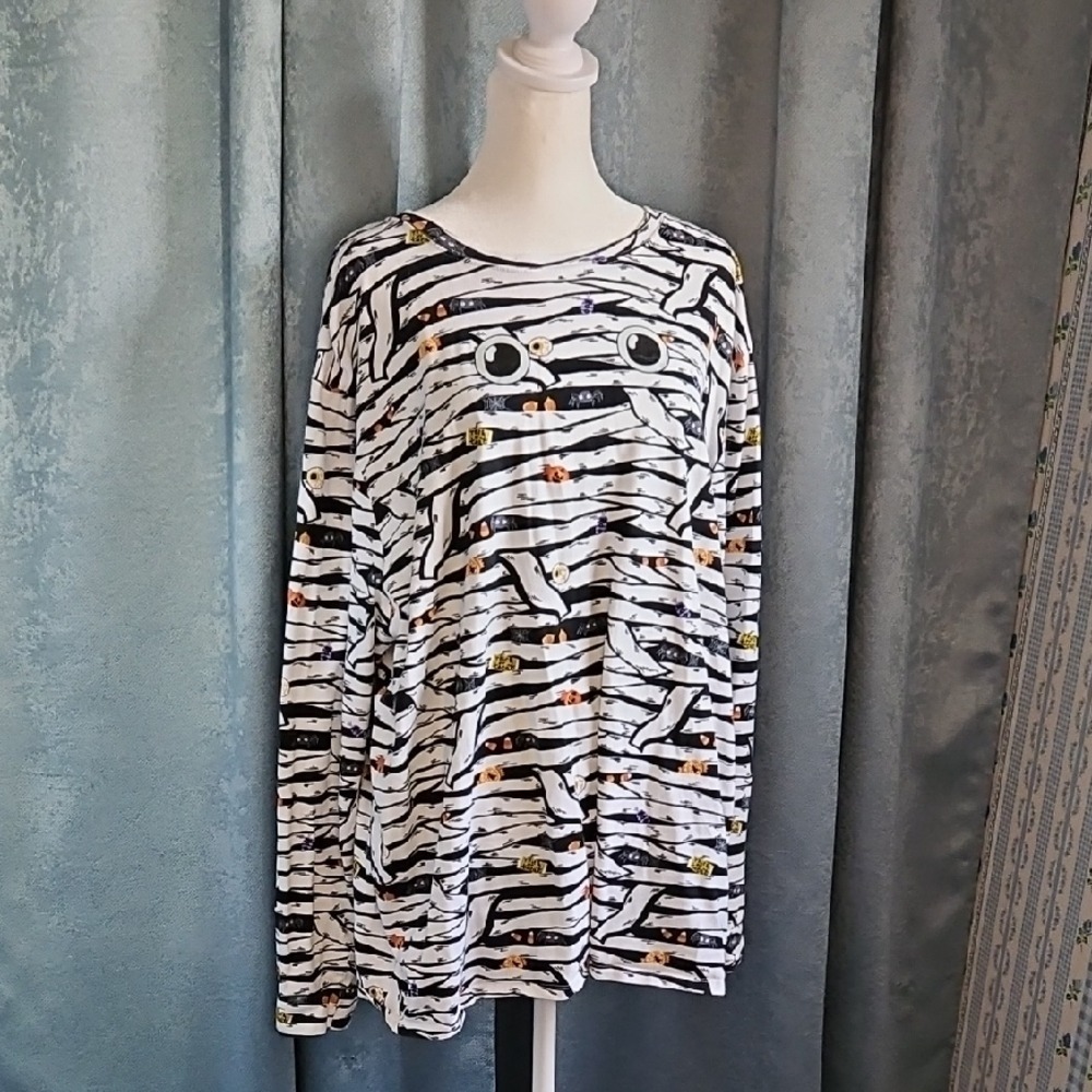 The Place Spooky Eyes Long Sleeve Tee - XXL